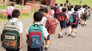 महाराष्ट्र में हिंदी अब पहली से पांचवीं कक्षा तक अनिवार्य—नई शिक्षा नीति के तहत बड़ा बदलाव!