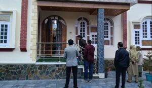 कश्मीर के कई जिलों में CIK की ताबड़तोड़ छापेमारी