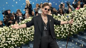 शाहरुख खान ने ‘MET GALA 2025’ में दिया शानदार एंट्री, विदेशी मीडिया के सवाल पर दिया दिलचस्प जवाब
