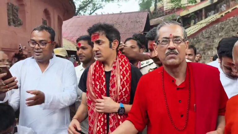 इंग्लैंड के खिलाफ टेस्ट सीरीज से पहले गौतम गंभीर ने मां कामाख्या से लिया आशीर्वाद, बढ़ाई टीम की उम्मीदें