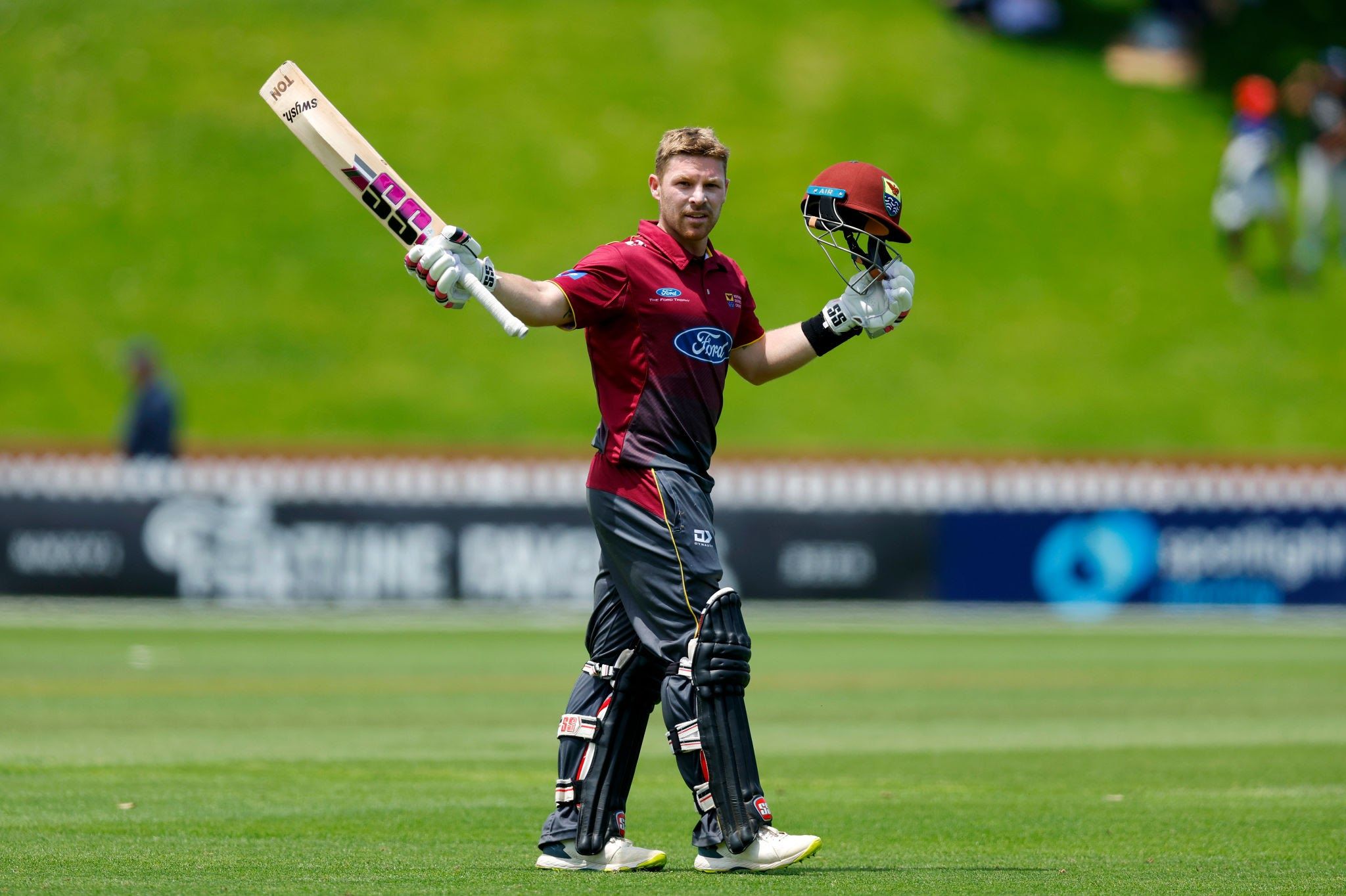 TIM SEIFERT, CRICKETER