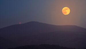 MOON