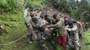 सिक्किम में भीषण भूस्खलन से सेना के तीन जवान शहीद, छह अभी लापता, राहत कार्य जारी