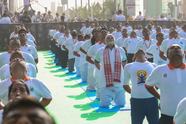 PM Modi: “योग ने पूरी दुनिया को एक सूत्र में पिरोया”
