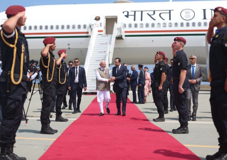 PM Modi in Cyprus: भारतीय सुधार यात्रा और ग्लोबल भागीदारी का मजबूत संदेशसाइप्रस में भव्य स्वागत, भारत-साइप्रस संबंधों में नए युग की शुरुआत