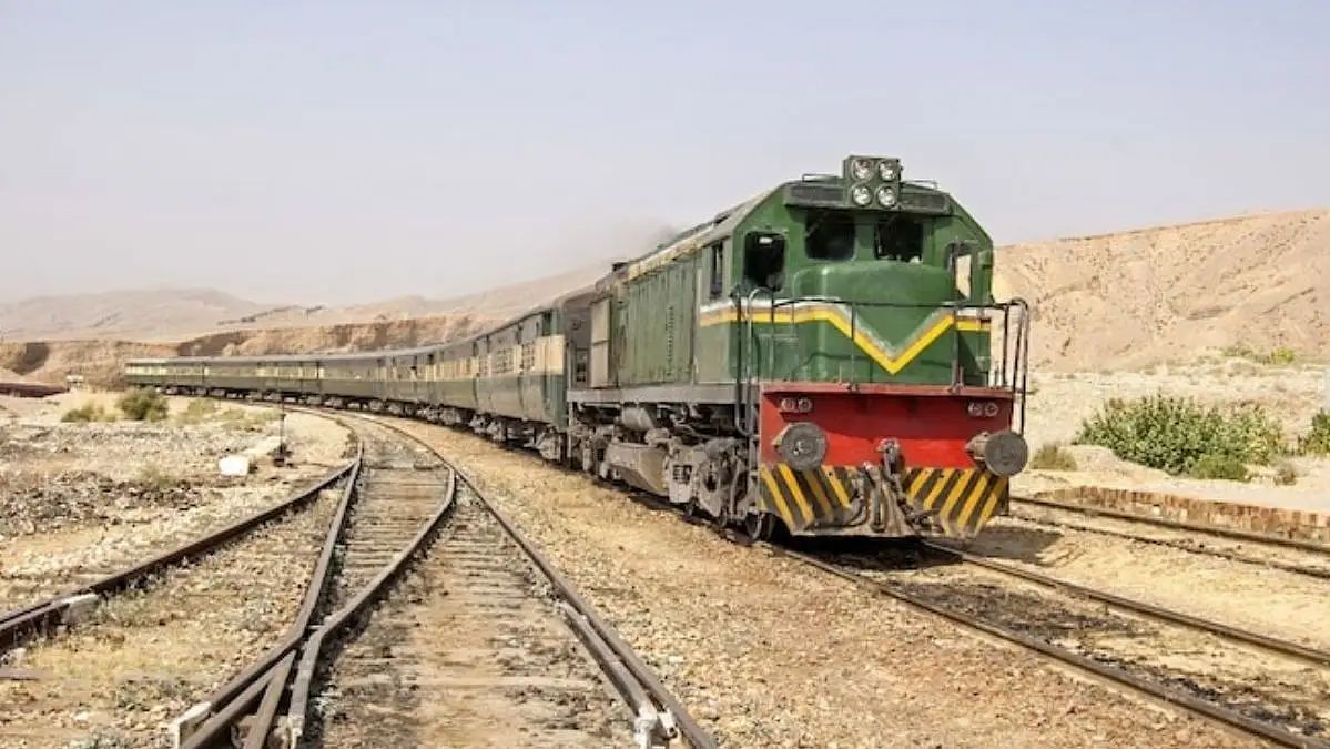PAKISTAN, TRAIN