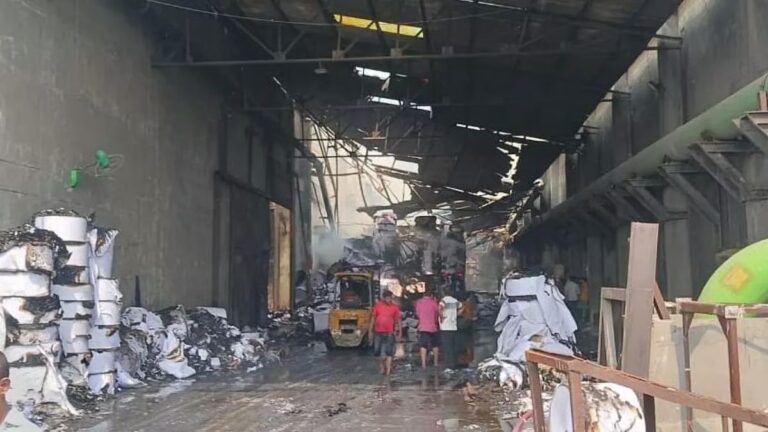 MUZAFFARNAGAR BLAST TRAGEDY: वीर बालाजी पेपर मिल में भीषण धमाका, शिफ्ट इंचार्ज की मौत, 4 कर्मचारी गंभीर रूप से घायल