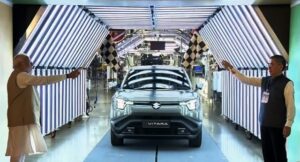 PM Modi Launches Suzuki e-Vitara: भारत में बनी पहली ग्लोबल EV, 100+ देशों में होगा एक्सपोर्ट
